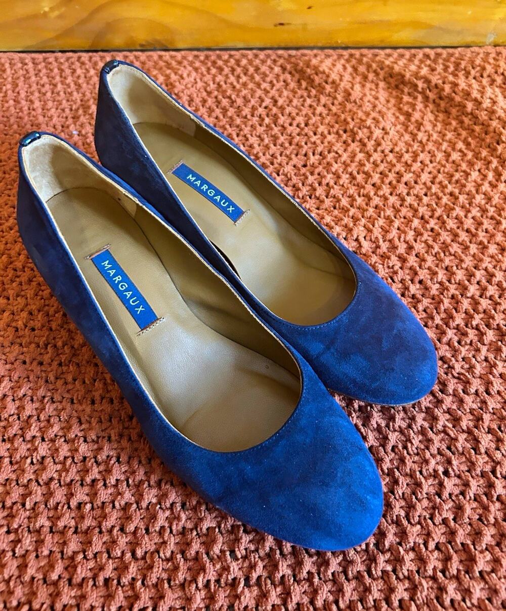 Margaux Blue Suede Round Toe Pump Handmade Slip On Block Heel US 6.5 Spain